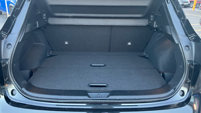 Nissan Qashqai 1.3 DiG-T MH N-Connecta 5dr Petrol Hatchback